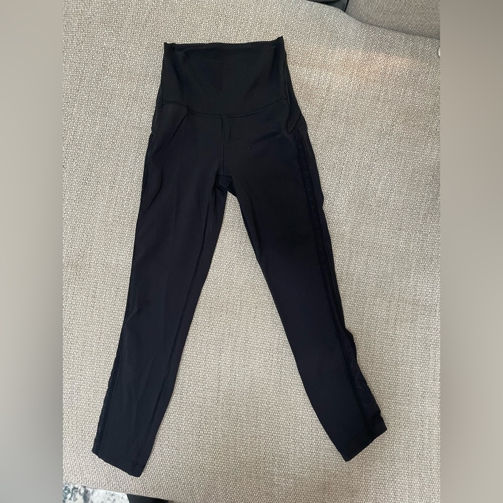 Lulu Lemon 7/8 black leggings